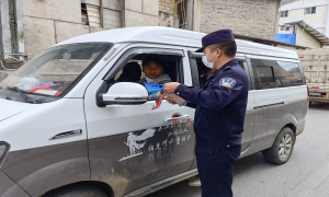 鲁掌边境派出所深入辖区开展打击妨害国（边）境普法宣传活动