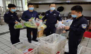 无锡出入境边防检查站开通“便警菜篮子”服务