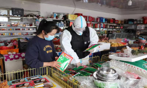 敬信边境派出所全力护航春耕生产