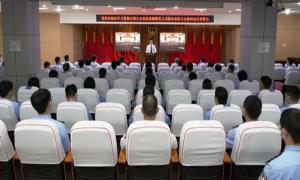 皇岗出入境边防检查站迅速部署学习贯彻全国公安系统英雄模范立功集体表彰大会精神