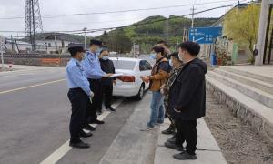 白金边境派出所开展农村道路交通安全宣教活动