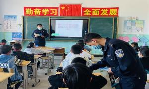 拒绝邪教 从小做起——反邪教警示教育进校园