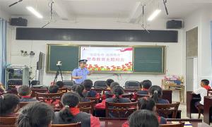 花桥坝边境检查站“巾帼文明小分队”深入学校开展禁毒宣传活动