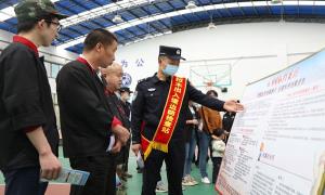 聂拉木出入境边防检查站开展“6·9国际档案日”主题宣传活动