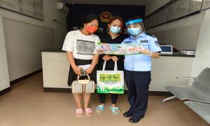 洛本卓边境派出所开展禁毒宣传活动