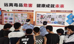 这场禁毒人民战争，警民并肩同行