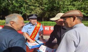 甘其毛都出入境边防检查站开展“美好生活 民法典相伴”主题宣传活动