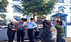 农民种地出城“难” 民警解决农民“烦”