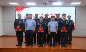 三合出入境边防检查站举办“喜迎二十大 忠诚保平安”主题演讲比赛