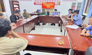 知子罗警务室加强网格员法律明白人培训