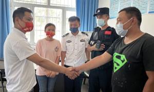 阿布都拉边境派出所积极化解劳资纠纷