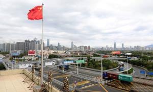 与国门同行 为深港护航