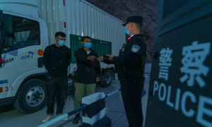 织密边境巡查“网” 筑牢平安不放松