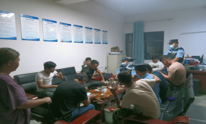 就餐赊账引纠纷 民警调解促和谐