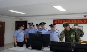 无锡出入境边防检查站赴武警部队开展参观见学活动  　　