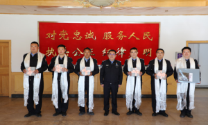 做民警职工的“娘家人”