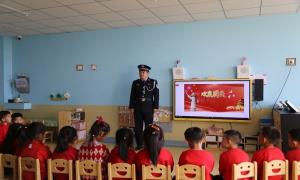 乌拉特中旗边境管理大队深入驻地学校开展爱国主义教育