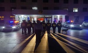 长白山边境管理支队组织开展第三次夏夜治安巡查宣防集中统一行动
