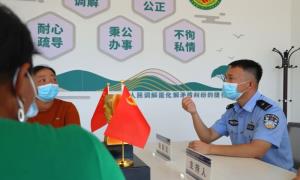 群众在最需要帮助的时候想到的都是他