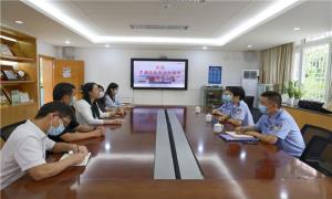 罗湖出入境边防检查站赴共建学校开展教师节慰问