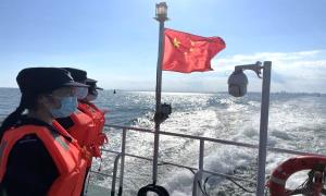 秦皇岛边检女警李雪的“乘风破浪”
