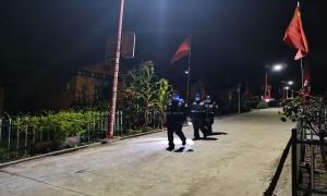 夜间巡逻“不打烊” 当好群众“守夜人”