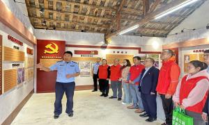 吞盘边境派出所组织开展“观百年辉煌 悟使命初心”主题党日活动