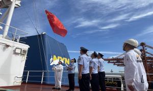 迎中秋 庆国庆 国门洋溢家国情