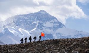 世界之巅的“移民蓝”
