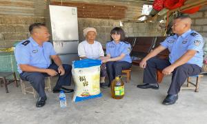 芒棒分站开展“九九重阳节 浓浓敬老情”送祝福活动