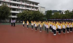 凭祥边境检查站联合共建学校开展少先队建队纪念日活动