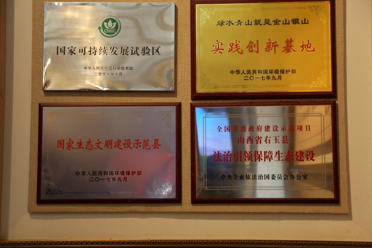 hong3.jpg