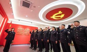 无锡出入境边防检查站以“四个聚焦”扎实推动主题教育走深走实、见行见效