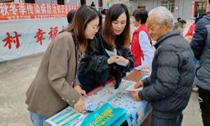 四川盐亭：社科普及进乡村 文明实践树新风