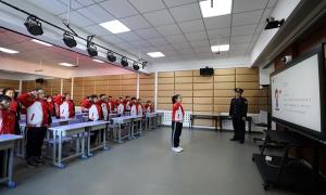 宪法宣传进校园 引导学生尊崇宪法维护宪法