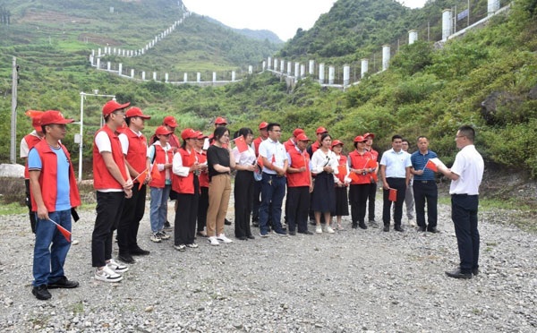 guangxi1.jpg guangxi1.jpg