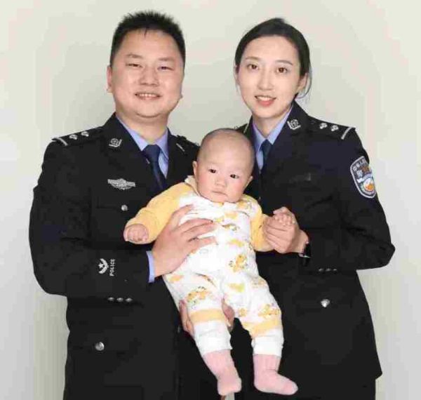 图片22.jpg 图片22.jpg