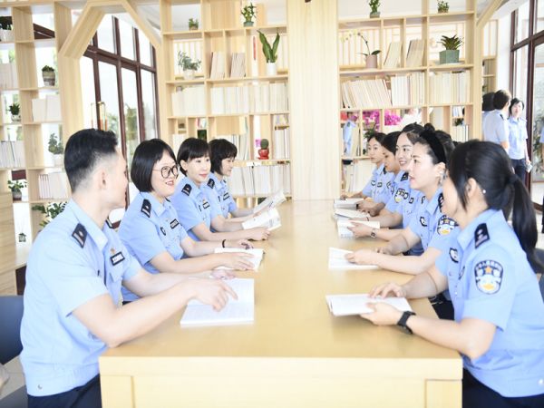 图片18.jpg 图片18.jpg