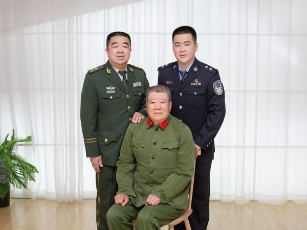 图片2.jpg 图片2.jpg