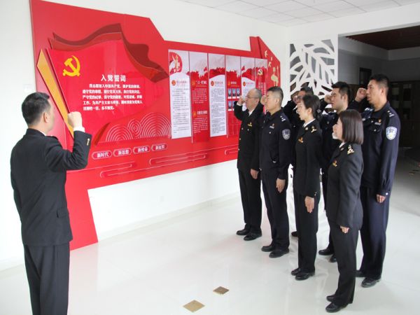 图片2.jpg 图片2.jpg