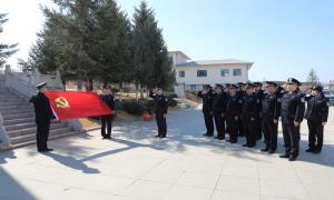 古城里出入境边防检查站开展“缅怀英烈”清明祭扫活动