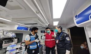 争分夺秒！无锡出入境边防检查站开辟“绿色通道”救助患病旅客