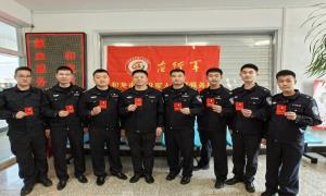 学雷锋见行动 无偿献血我先行