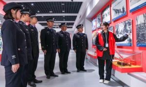 泰州出入境边防检查站开展清明节纪念英烈活动