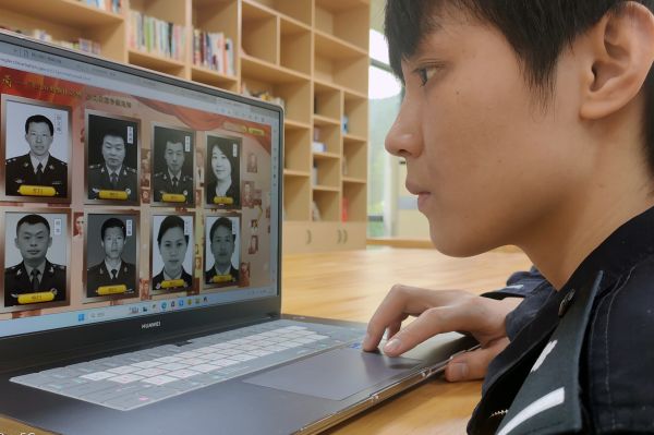 网上祭英烈 云端托哀思