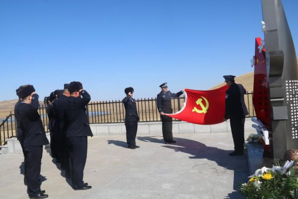 图片2.jpg 图片2.jpg