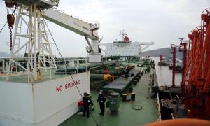 5亿吨！宁波边检助力实华码头原油接卸量创新高