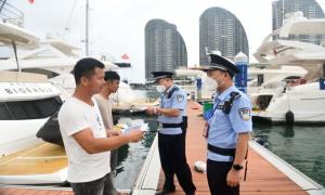 三亚出入境边防检查站开展“全民国家安全教育日”普法宣传系列活动