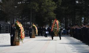 缅怀英雄先烈 熔铸忠诚警魂