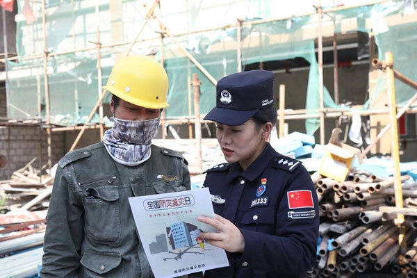 niela2.jpg niela2.jpg